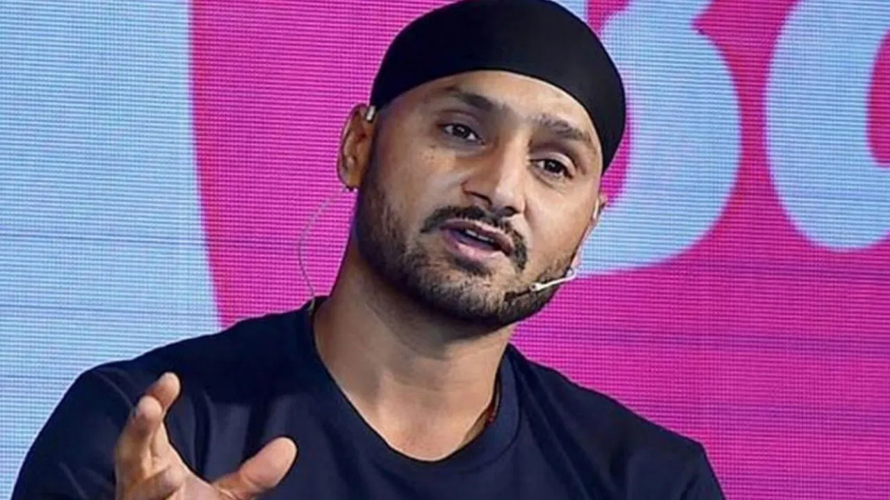 पंजाब सरकार के बुलडोजर एक्शन पर हरभजन ने उठाए सवाल