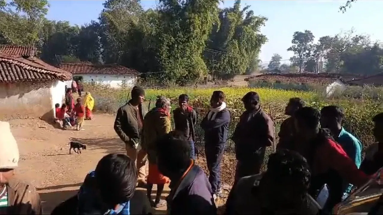 कुएं पर पानी भरने गई थी पत्नी, पहुंचा पति,  चाकू से किए ताबड़तोड़ वार; मौत