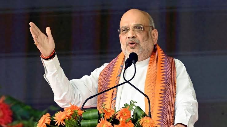 अमित शाह ने छत्तीसगढ़ में 50 नक्सलियों के आत्मसमर्पण की सराहना की