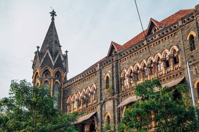 पॉलिसीधारकों को बॉम्बे हाईकोर्ट से बड़ी राहत, इलाज मुआवजे से नहीं कटेगी मेडिक्लेम राशि