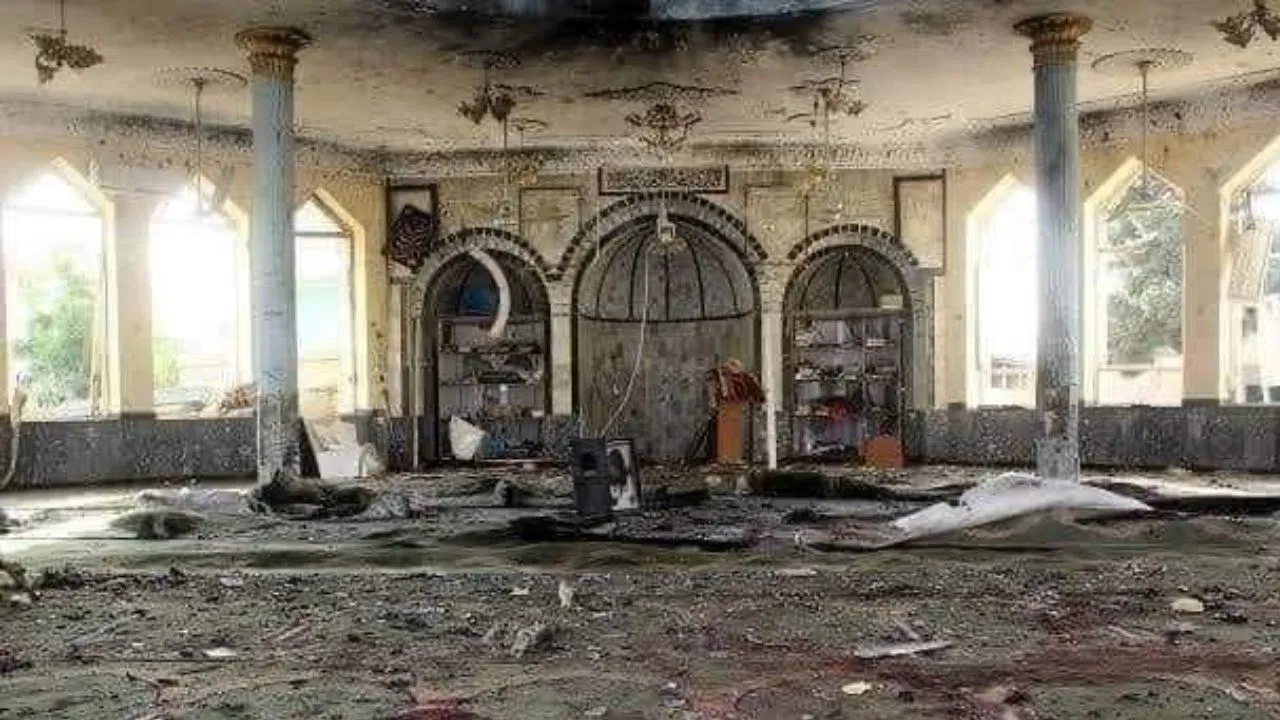 पेशावर में बड़ा धामाका, जुमे की नमाज अदा कर रहे लोगों को बनाया निशाना