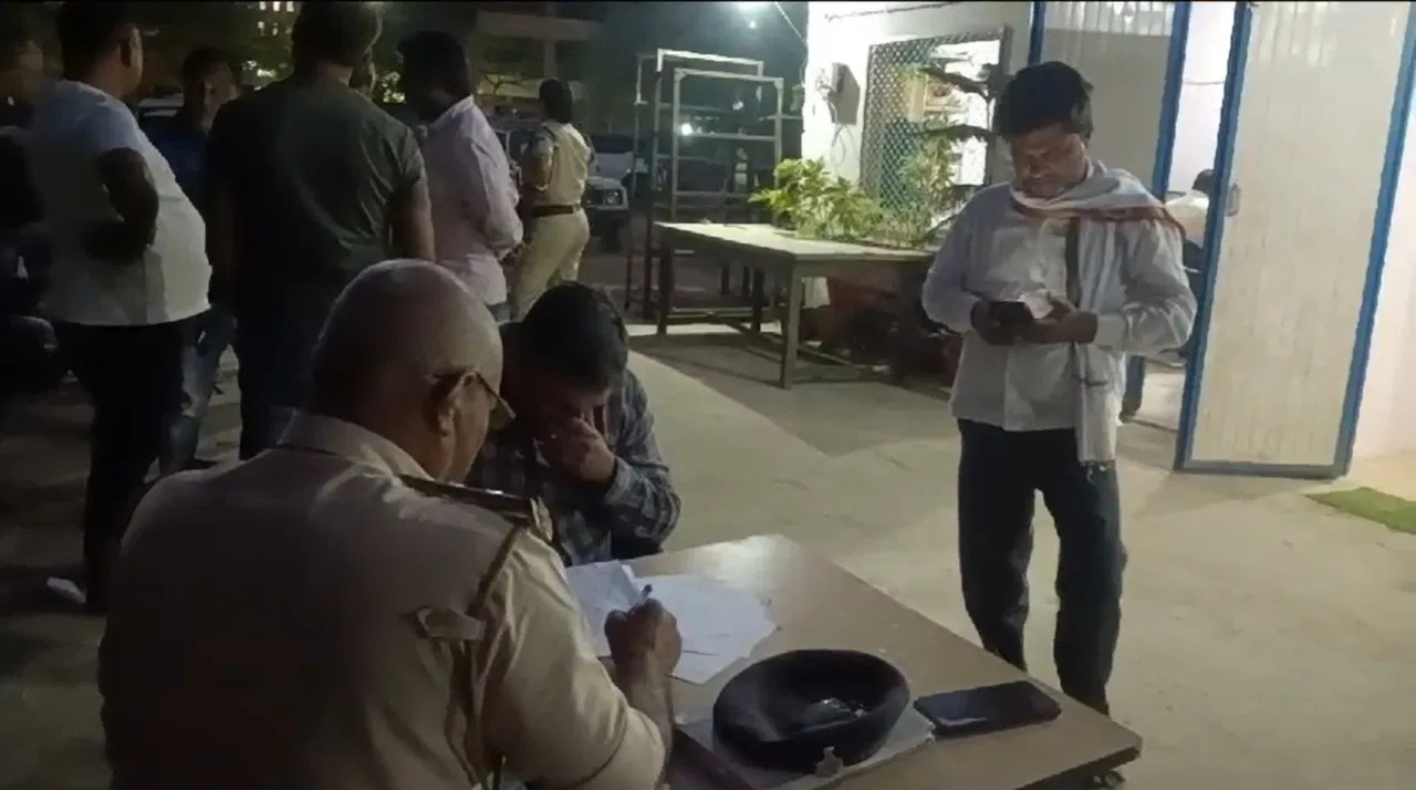 पटना में बदमाशों का तांडव… सिर पर तानी बंदूक और लूट लिए एक करोड़ रुपये