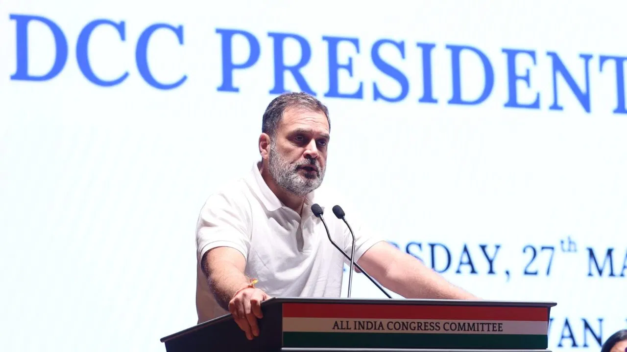 वोटर लिस्ट को लेकर रहें अलर्ट…राहुल ने दिए कांग्रेस जिला अध्यक्षों को निर्देश