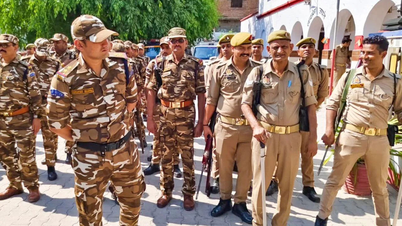 जुमा अलविदा की नमाज आज, संभल से लेकर लखनऊ तक कड़ी सुरक्षा