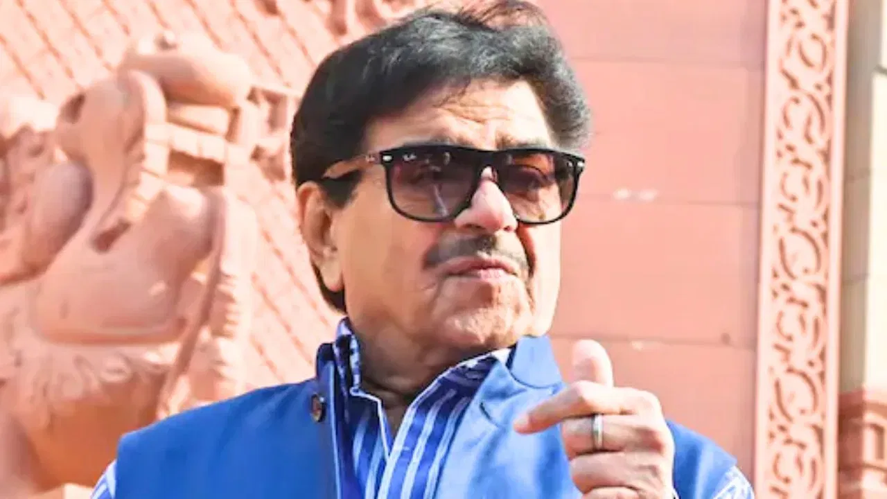 अल्पसंख्यकों को संरक्षण देना हमारा काम, उन्हें डराना नहीं- शत्रुघ्न सिन्हा