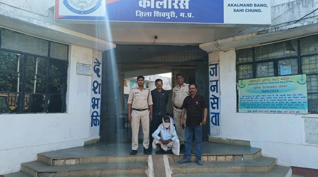 भूत का साया बताकर फोड़ दी थी बच्चे की आंख, दबोचा गया तांत्रिक