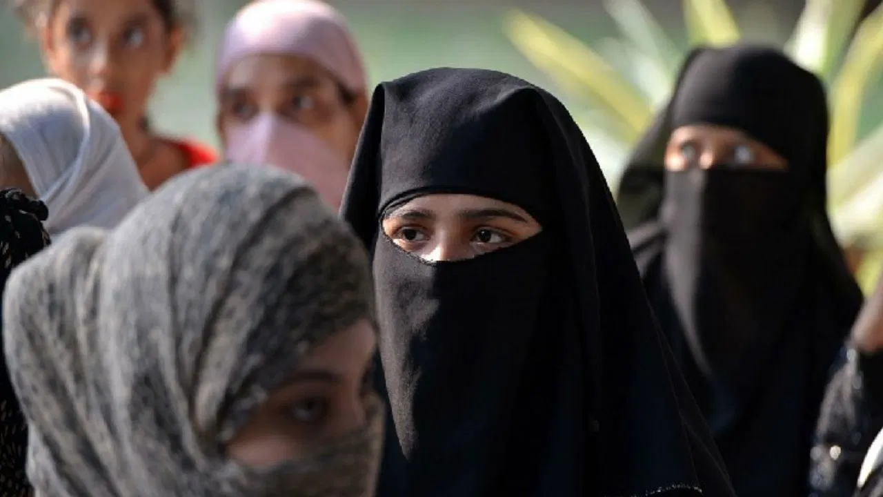 निकाह किया, तलाक दिया, फिर छोटे भाई से कराया हलाला… पति ने ही लूट ली इज्जत!