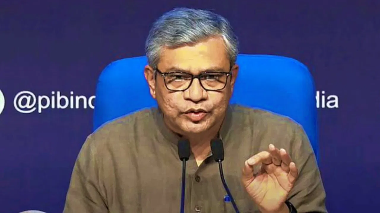 पड़ोसी देशों से बहुत कम है भारत में रेल किराया: मंत्री अश्विनी वैष्णव