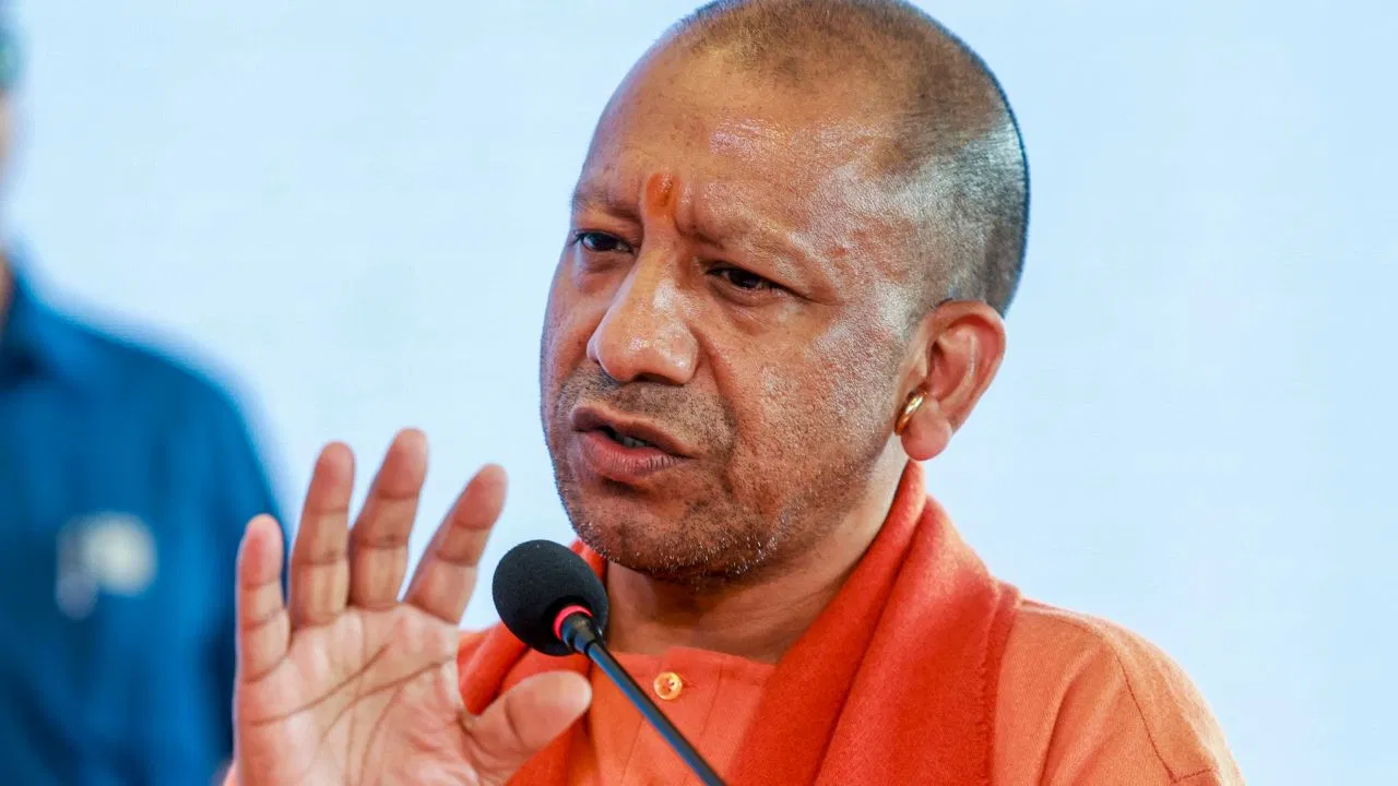 जितने मंदिर उतने ढूंढेंगे और दुनिया को दिखाएंगे… संभल पर सीएम योगी की दो टूक