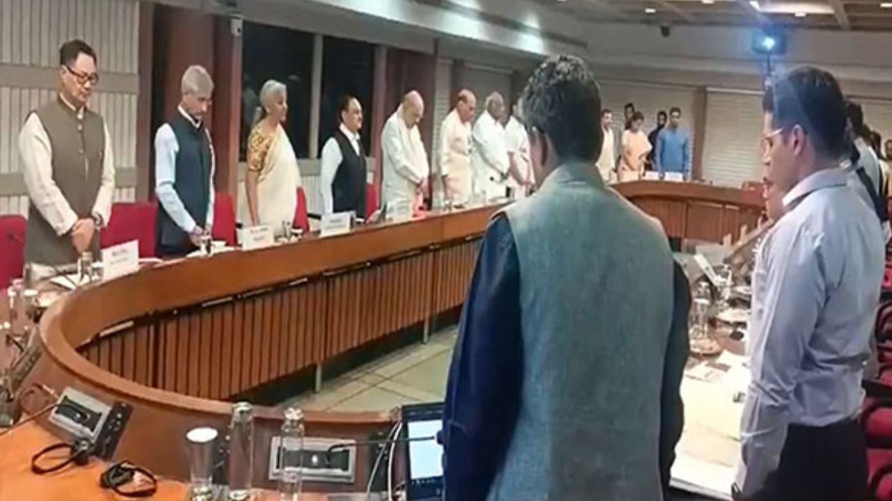 पहलगाम हमले के खिलाफ सभी दल एकजुट, सरकार के हर एक्शन का करेंगे समर्थन