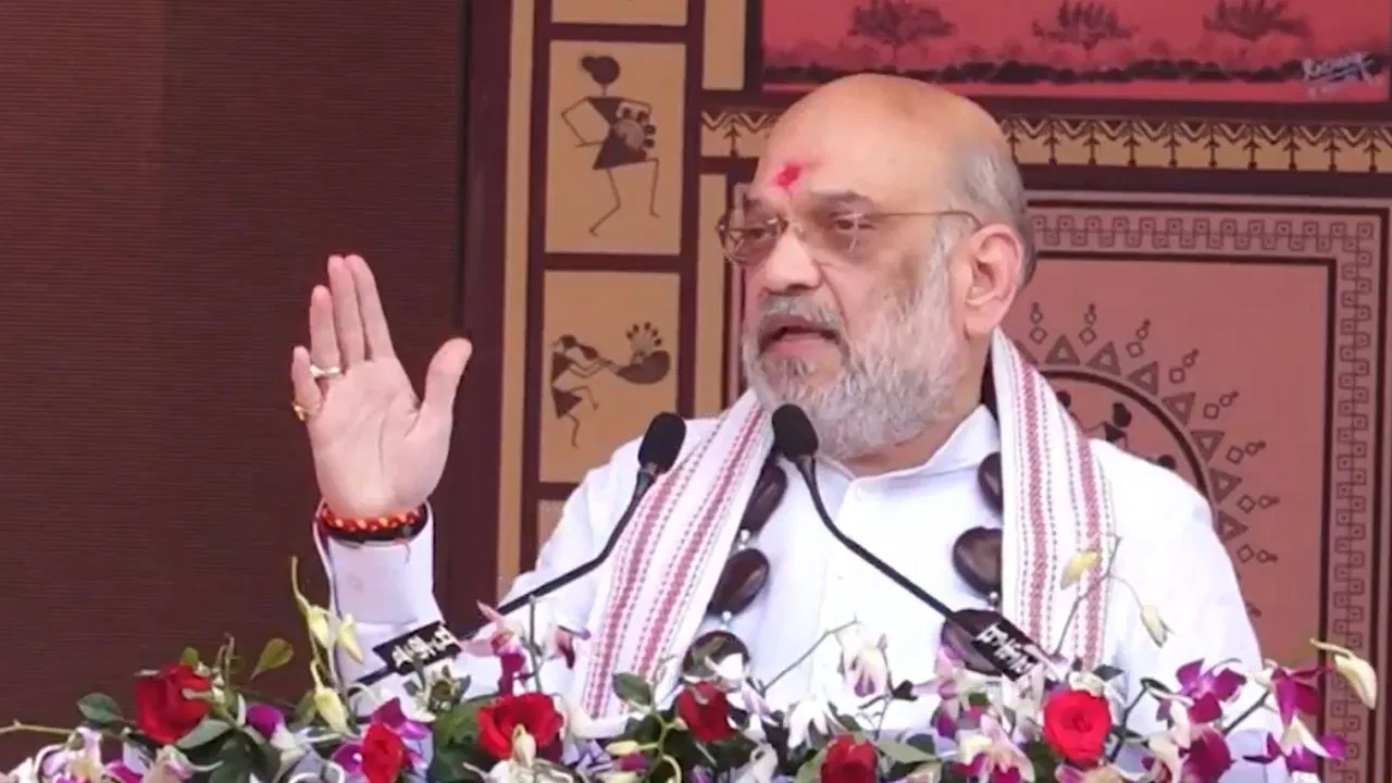 अगले चैत्र नवरात्र तक नक्सलवाद होगा खत्म: अमित शाह का एलान