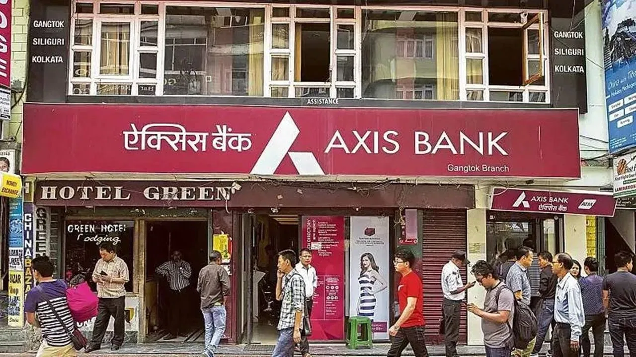 एफवाई25 में 26,373 करोड़ मुनाफा, एक्सिस बैंक के शेयर में तेजी के आसार