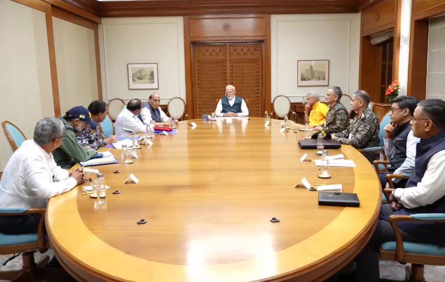 भारत-पाक सीजफायर: पीएम मोदी ने की हाई लेवल मीटिंग, जानें कौन-कौन हुआ शामिल