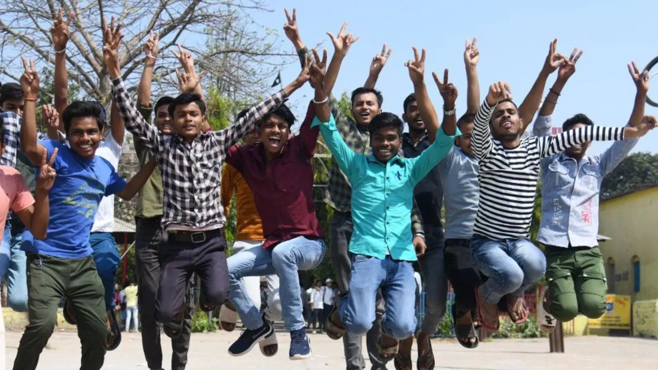 तमिलनाडु बोर्ड 12वीं का रिजल्ट जारी, 95.03% छात्र हुए पास