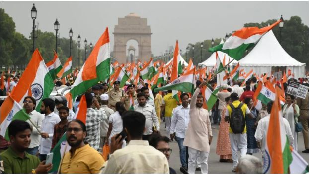 सैनिकों को श्रद्धांजलि: ऑपरेशन सिंदूर की सफलता पर दिल्ली में तिरंगा यात्रा