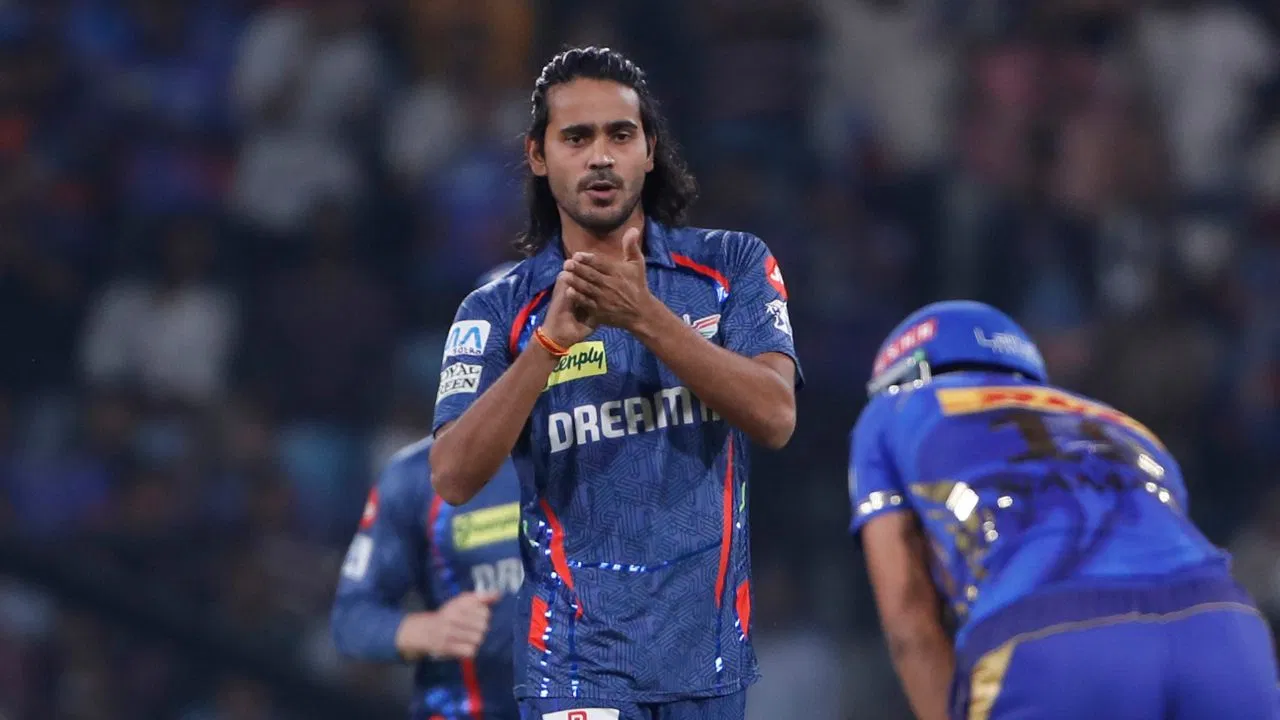 दिग्वेश राठी हुए बैन, अभिषेक शर्मा से लड़ाई पर बड़ी कार्रवाई