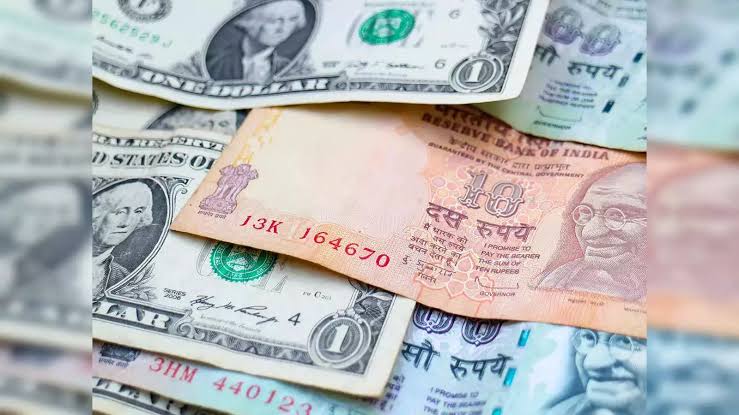 ऑपरेशन 'सिंदूर' का रुपये पर दिखा असर, अप्रत्याशित आर्थिक दबाव में भारतीय मुद्रा