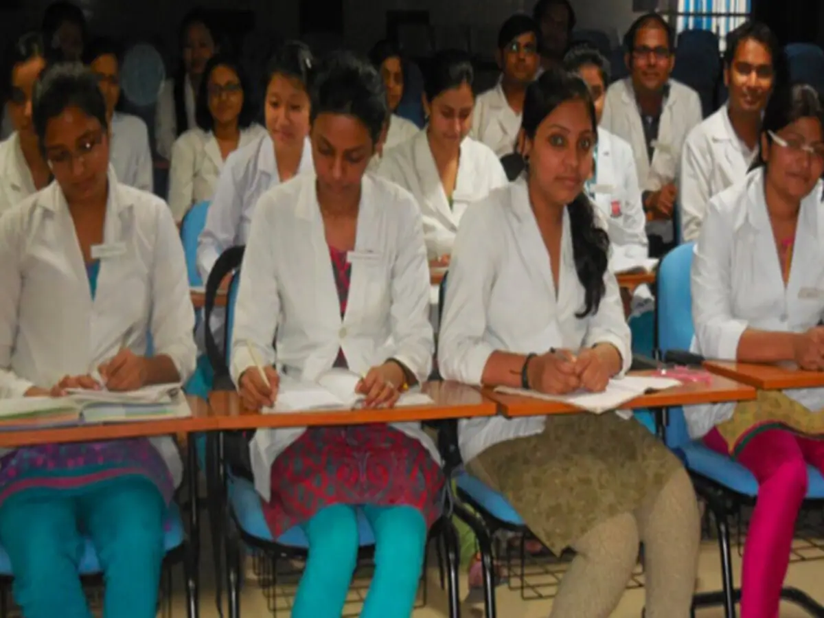 देशभर में कल नीट परीक्षा, सख्त निगरानी और थ्री-टियर सुरक्षा व्यवस्था