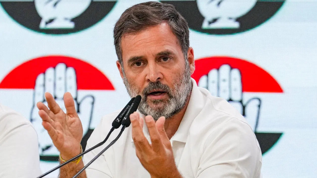 मोदी सरकार पर हमले तेज़ करने की तैयारी में कांग्रेस, प्रवक्ताओं की दिल्ली में विशेष बैठक