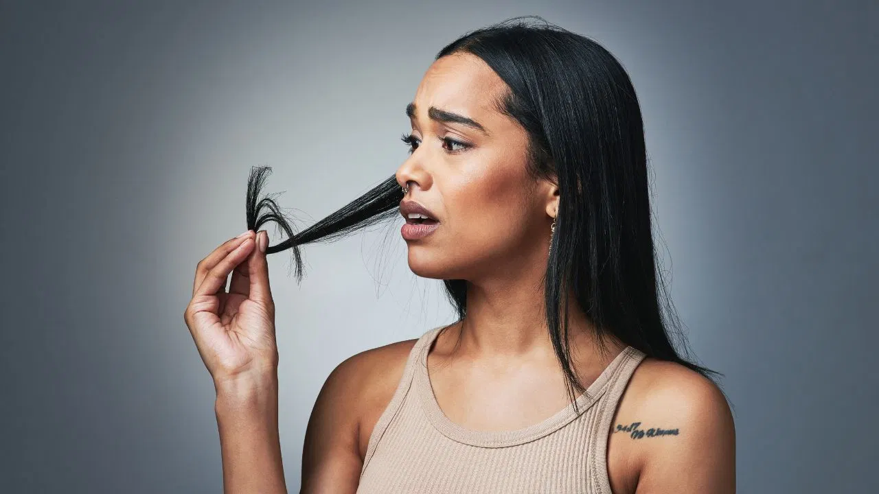 दोमुंहे बालों से छुटकारा पाने के 5 असरदार घरेलू नुस्खे