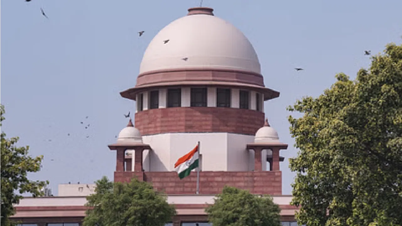 'नपुंसक' कहना उकसावा नहीं: सुप्रीम कोर्ट ने ससुरालवालों पर केस खारिज किया