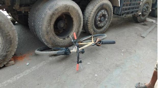 जालंधर में बिना ड्राइवर दौड़ता टैंकर, भगदड़ मचाने के बाद दो घायल