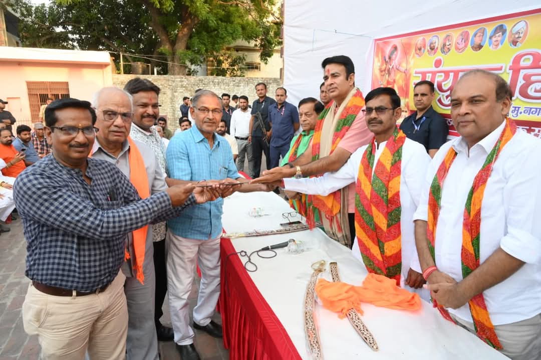 संगीत सोम ने हिंदुओं से की एकजुट होने की अपील, अखिलेश को बताया मुगल वंशज