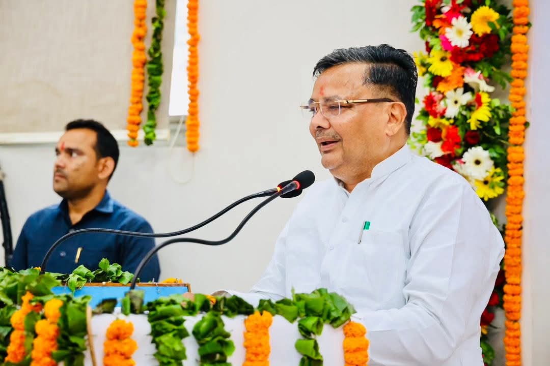 कैलाश मानसरोवर यात्रियों को यूपी सरकार देगी एक लाख रुपये की सहायता