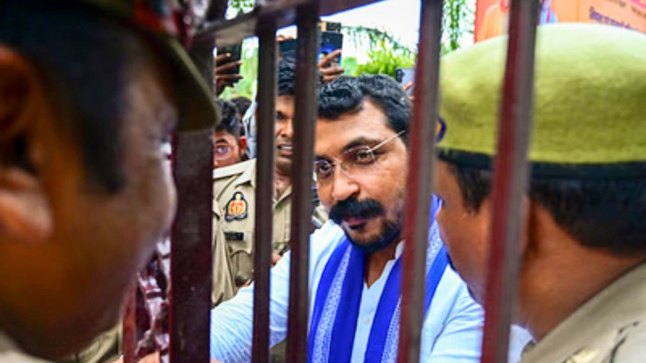 चंद्रशेखर समर्थकों के हंगामे पर सख्ती, एनएसए और गैंगस्टर एक्ट में होगी कार्रवाई