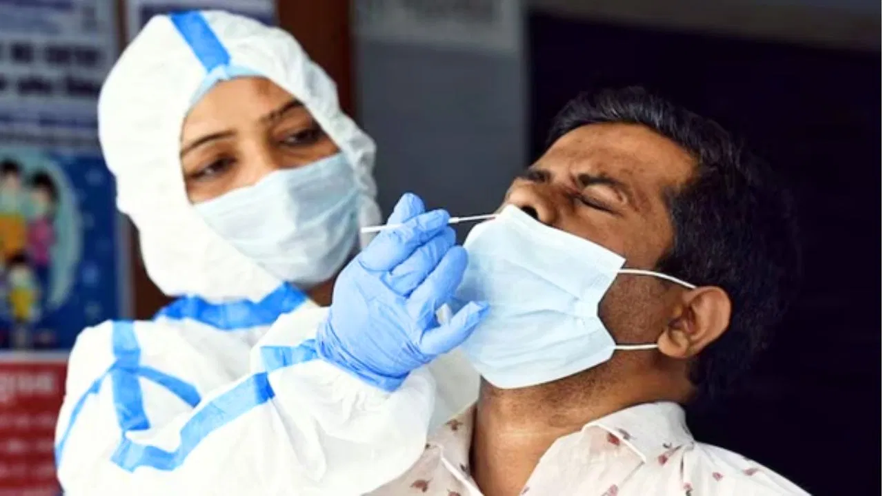 देश में कोरोना के मामलों में बढ़ोतरी, नोएडा में एहतियात के लिए लागू हुई धारा-163