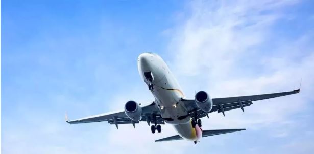 ईरान ने बंद किया एयरस्पेस, अंतरराष्ट्रीय उड़ानों पर संकट