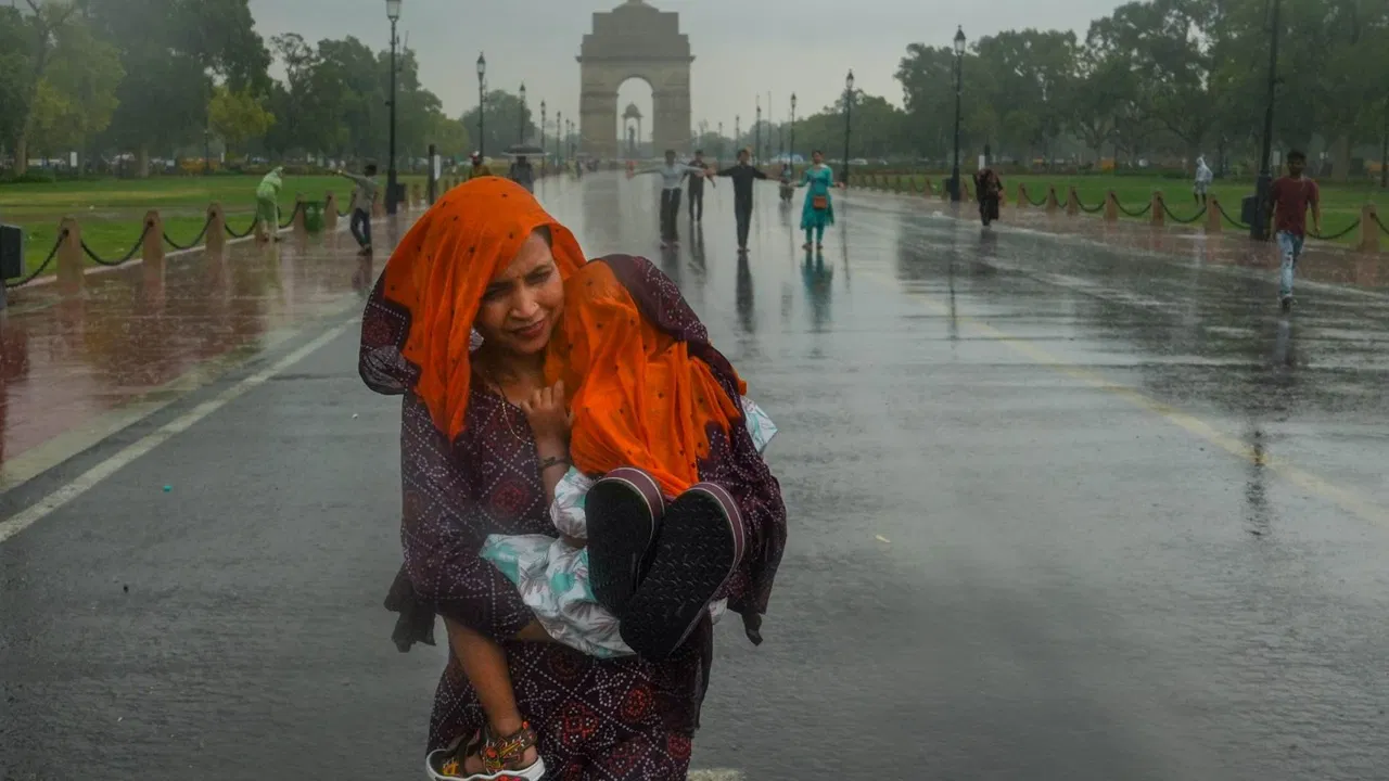 देशभर में मानसून सक्रिय, दिल्ली में 27 जून तक पहुंचने का अनुमान