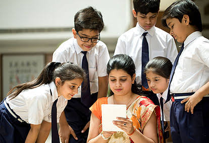 यूपी के प्राथमिक विद्यालयों में 'निपुण प्लस' ऐप से कक्षा 1 से 8 तक का मूल्यांकन शुरू