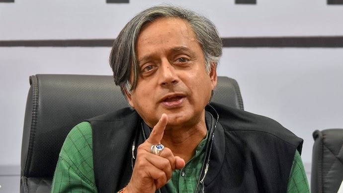 आतंकवाद पर किसी तरह की मध्यस्थता का सवाल ही नहीं उठता: अमेरिका में बोले थरूर