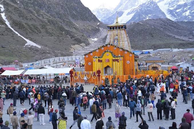 48 दिन में केदारनाथ यात्रा से अब तक 300 करोड़ का कारोबार