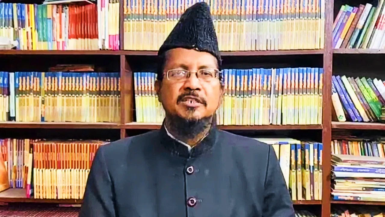 ‘शूट एट साइट’ पर असम में विवाद, मौलाना रजवी बोले- यह अल्पसंख्यकों के खिलाफ साजिश