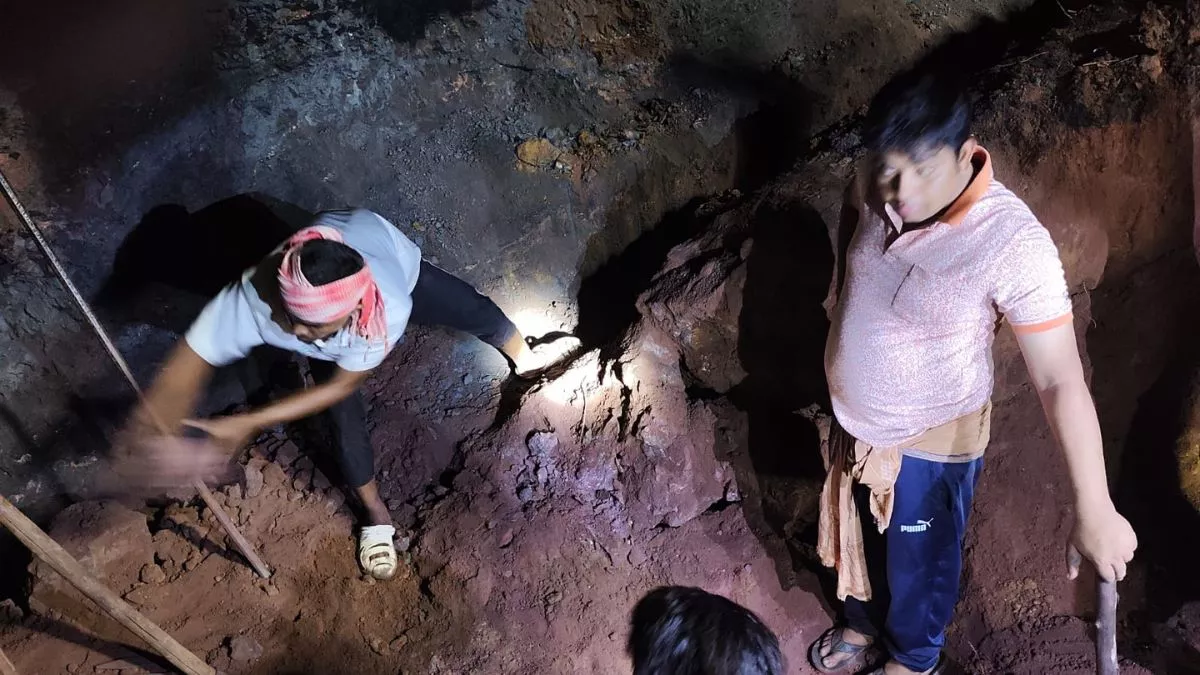 ओडिशा के क्योंझर में भूस्खलन से तीन मजदूरों की मौत, राहत-बचाव में जुटा प्रशासन