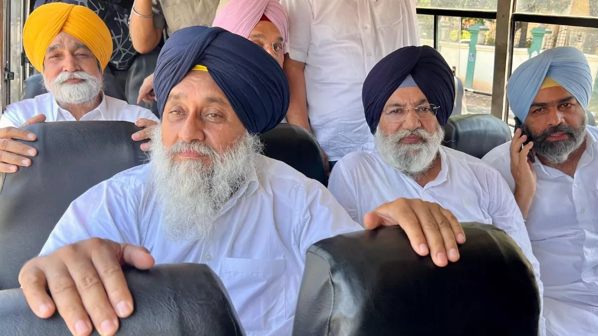 मजीठिया की पेशी पर सियासी घमासान: सुखबीर बादल समेत कई अकाली नेता हिरासत में