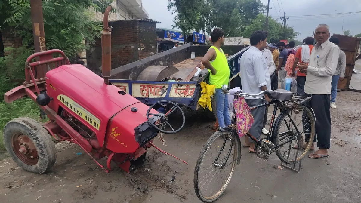 दिल्ली-दून हाईवे पर ट्रक ने कांवड़ियों की ट्रॉली को मारी टक्कर, पांच घायल