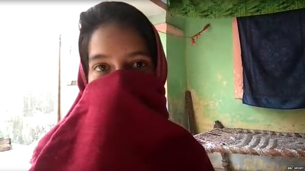 मुस्लिम लड़के ने सिंदूर से भर दी हिंदू लड़की की मांग… लव जिहाद पर जमकर हुआ बवाल