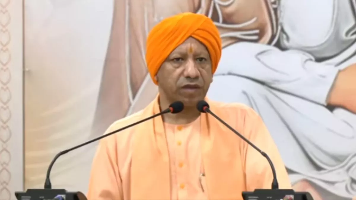 धर्मांतरण पर सीएम योगी की चेतावनी: 'साजिशों के खिलाफ कड़ी कार्रवाई जारी'