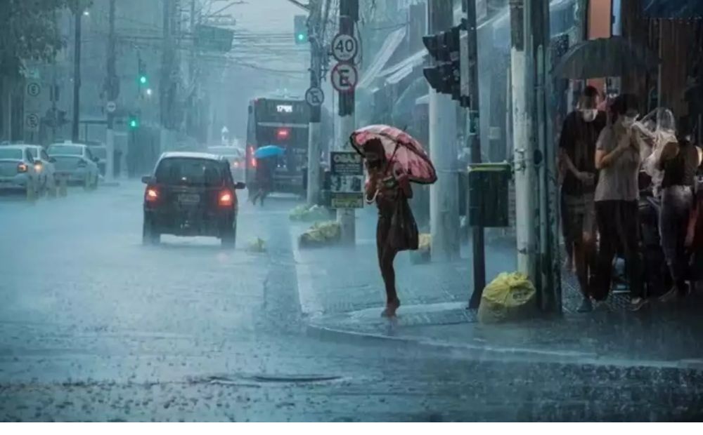 देशभर में सक्रिय मानसून, कई राज्यों में भारी बारिश का अलर्ट