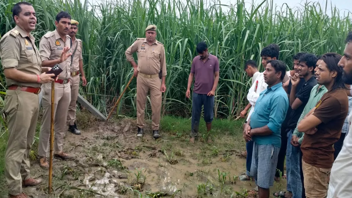 खेत में छिपे बदमाशों ने किसान को मारी गोली, उपचार के दौरान हुई मौत