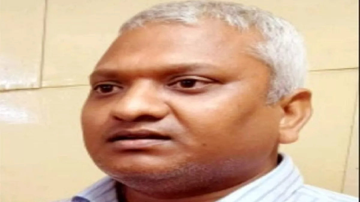 रिश्वत मांगने के आरोप में राज्यकर अधिकारी पर गिरी गाज, शासन ने किया सस्पेंड