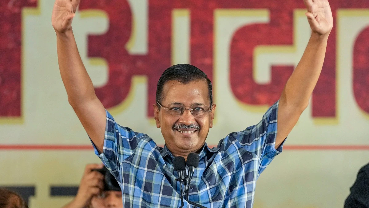 गुजरात में अकेले दम पर उतरेगी आप, केजरीवाल का भाजपा-कांग्रेस पर हमला