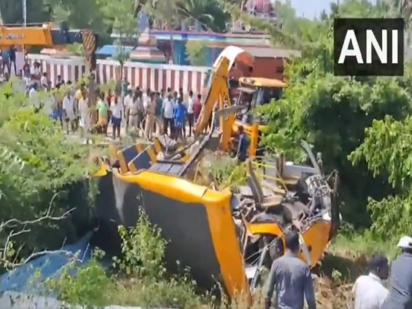 कुड्डालोर में बड़ा हादसा: ट्रेन की टक्कर से दो स्कूली बच्चों की मौत, छह घायल