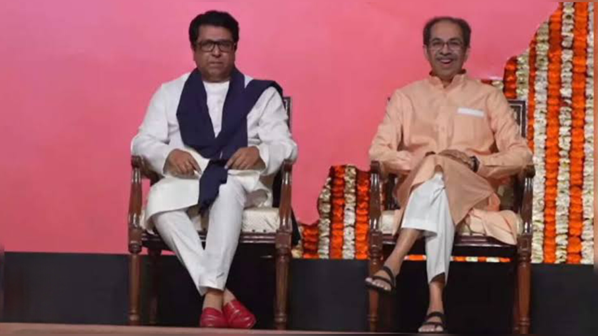 20 साल बाद ठाकरे बंधु एक मंच पर, हिंदी थोपे जाने का किया विरोध