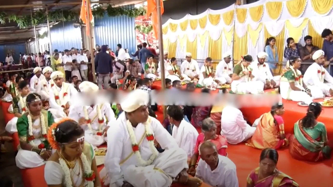 बेटे की शादी को बनाया मिसाल, एक साथ करवाई 11 गरीब जोड़ों की शादियां