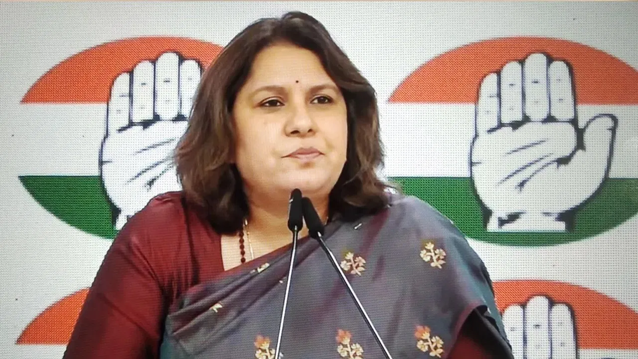 भारत पर ट्रंप ने लगाया 25% टैरिफ, कांग्रेस ने मोदी सरकार पर साधा निशाना