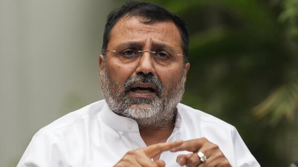 बिना मोदी भाजपा 150 सीट भी नहीं जीत पाएगी- सांसद निशिकांत दुबे